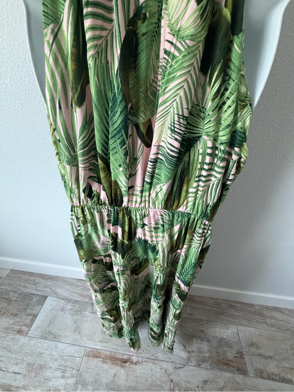 Vince Camuto Green and Pink Tropical Halter Maxi Dress - Picture 11 of 13
